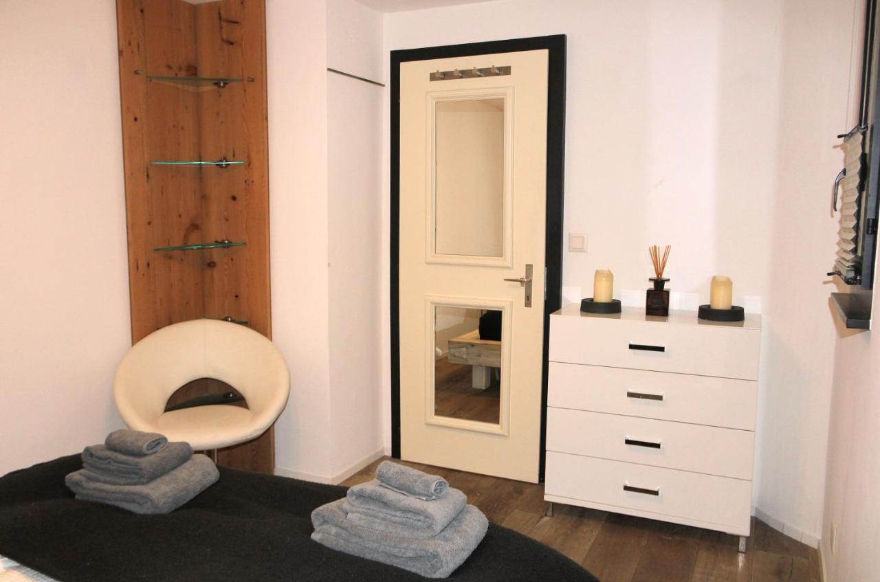 Caya Bijou Im Herzen Von